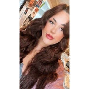 Meet your Posher, Kaiti 🌺✨